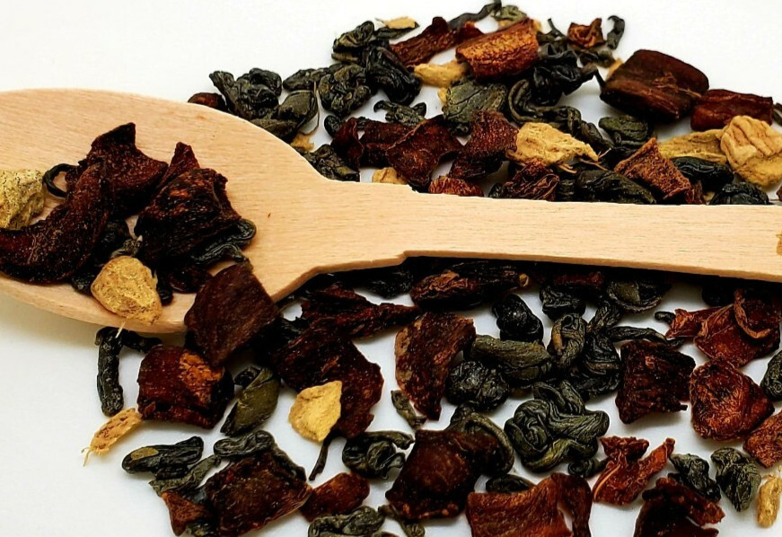 Exotic Ginger Tea + Green and Carrot Teas (Free Wooden Spoon & 5 Tea Bags)