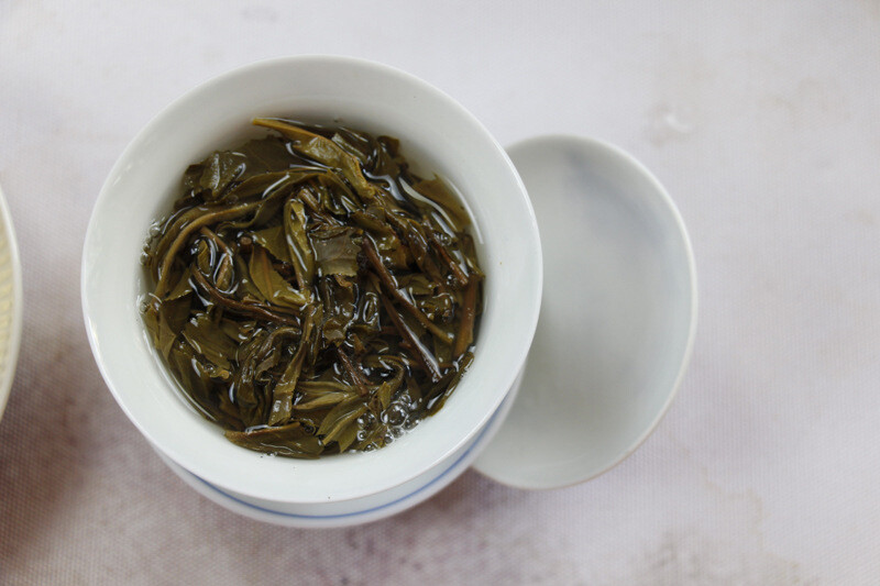 Moonlight White Tea Dragon Pearl 10 Pcs Raw Pu erh White Tea Natural Aged