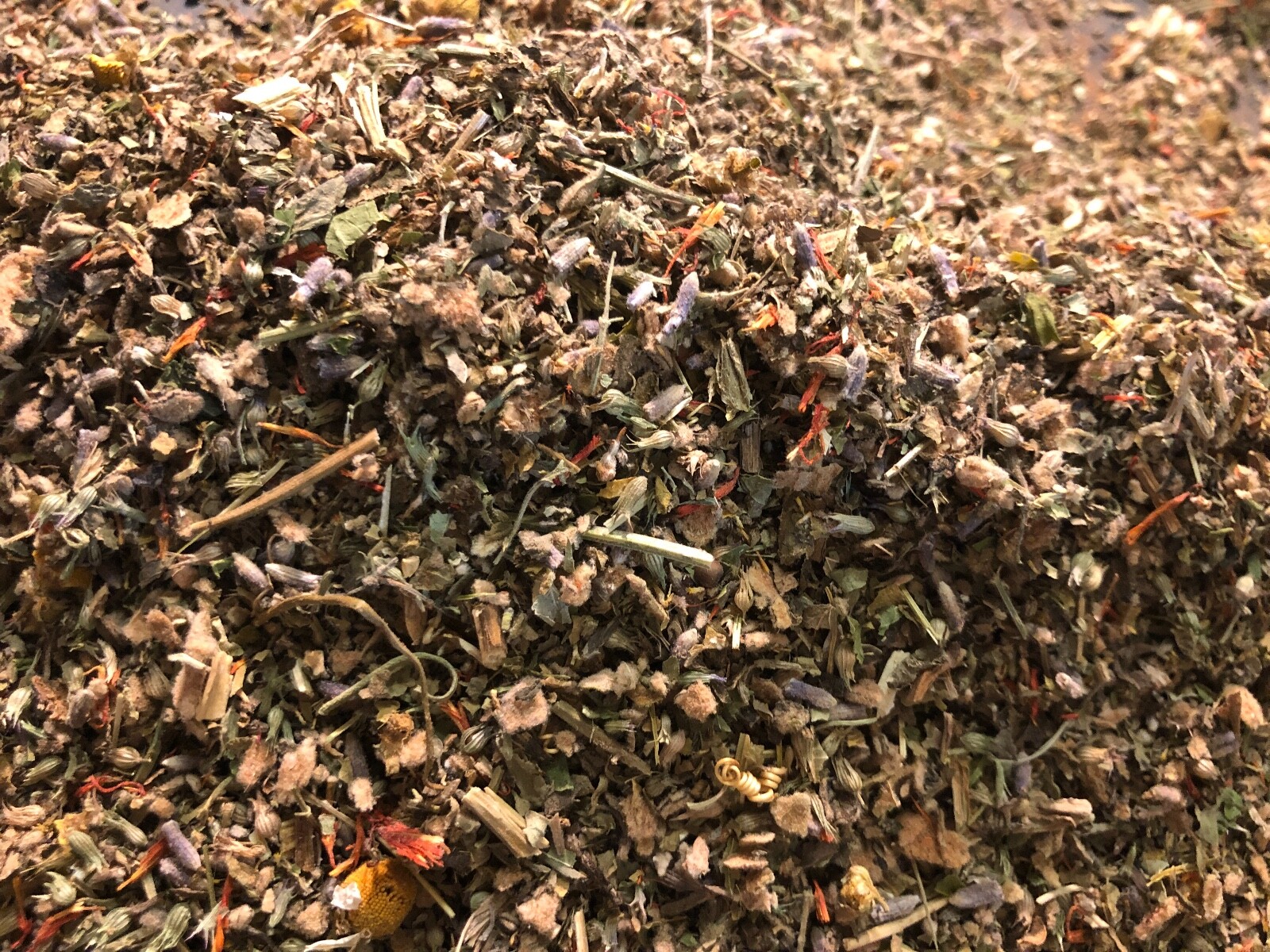 No.43 Mix – Poppy Jujube Lemon Lavender Catnip Skullcap Safflower + plus more!