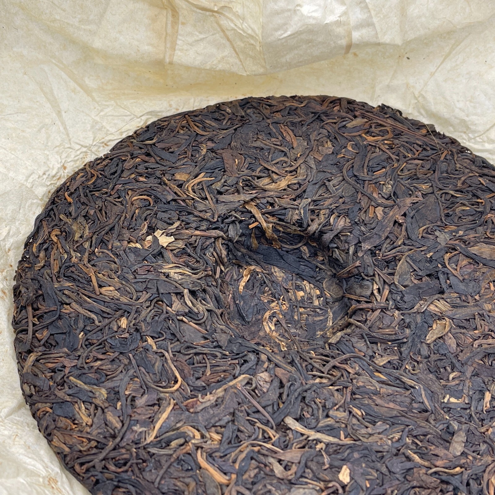 Pu-erh tea,2007,訂製茶Custom Tea,中茶牌易武圓茶China Tea Brand Yiwu Round Tea,380g,Raw