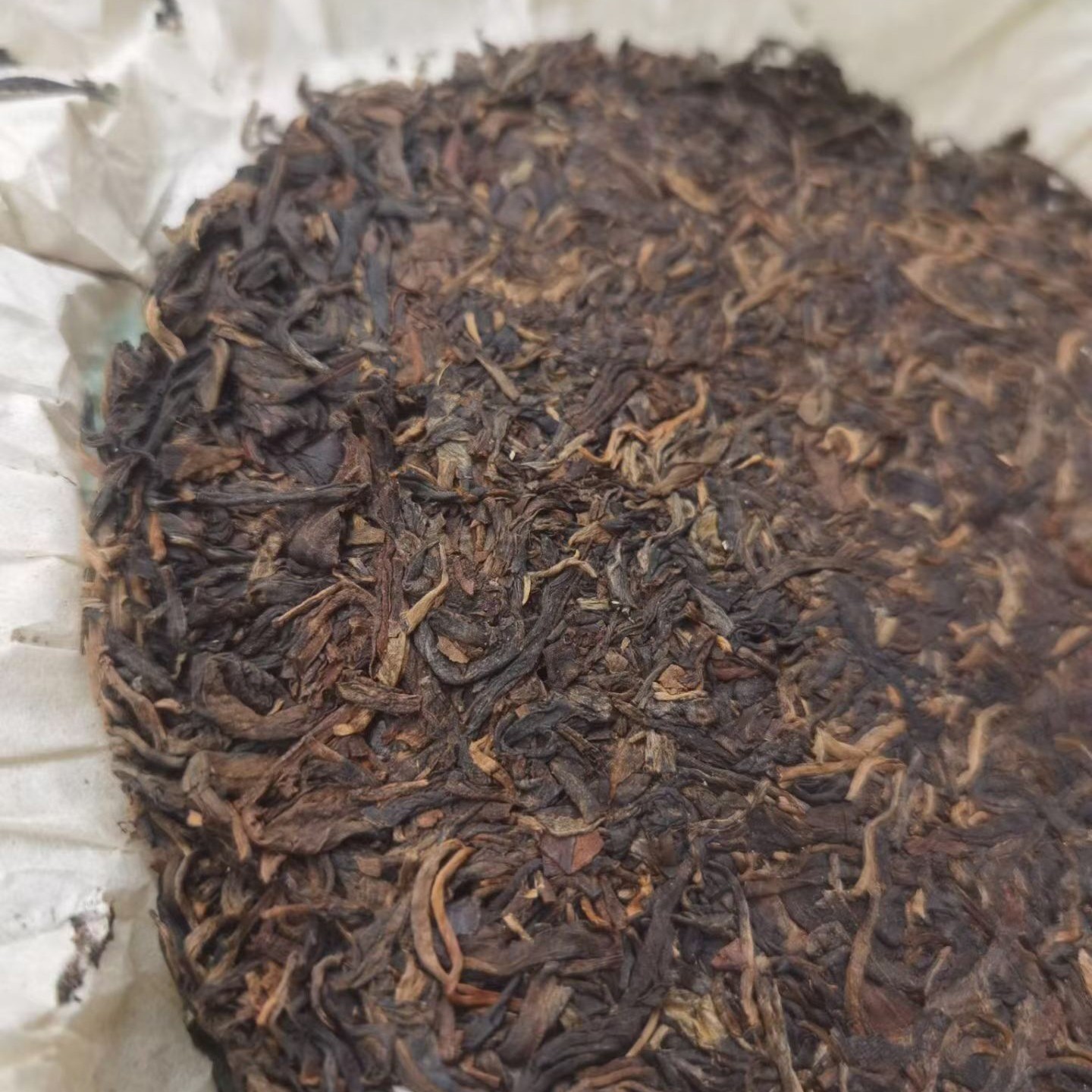 2005 Changtai Green Water Ghost 7542 Raw Pu-erh Tea Cake 380g