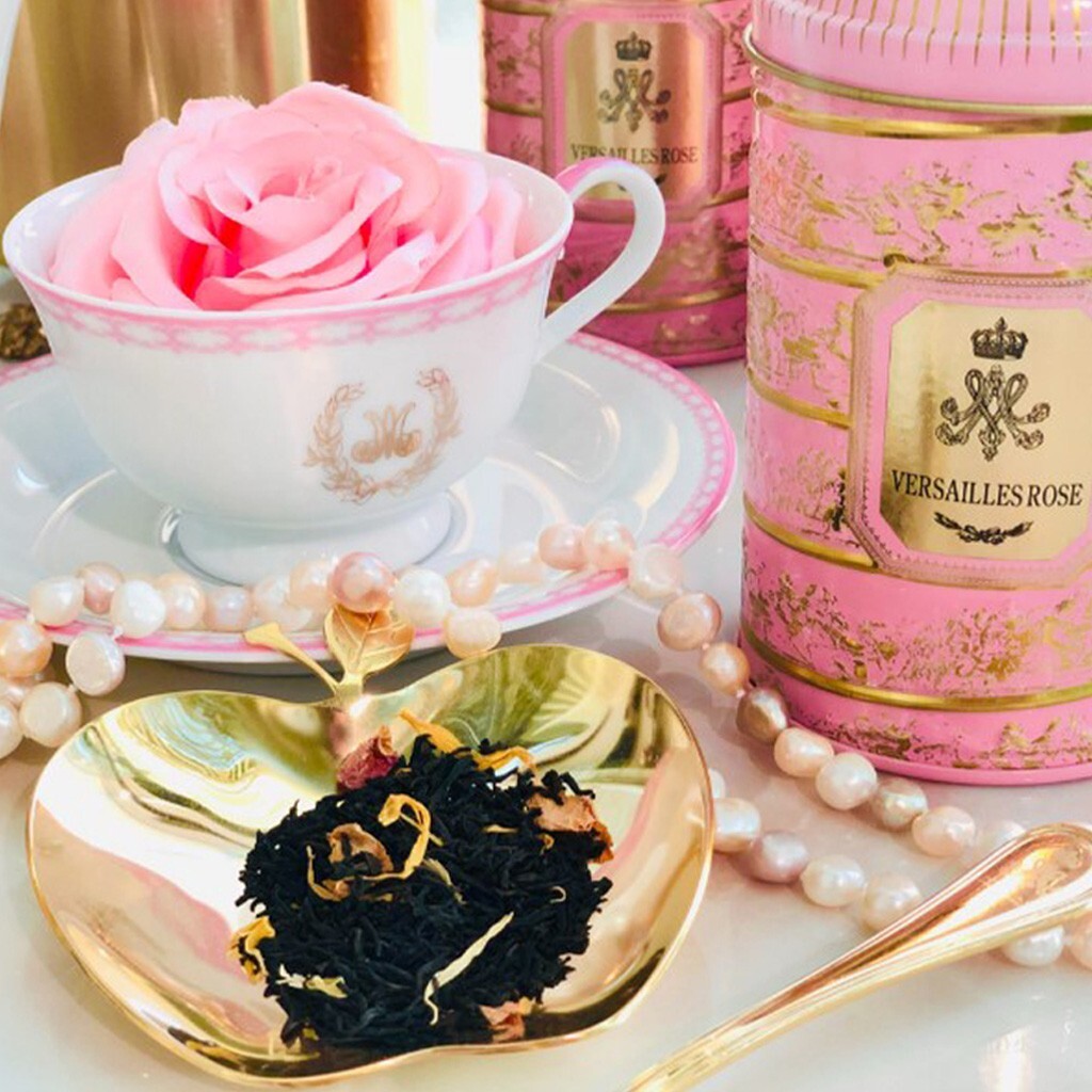 Nina’s Paris, Place Vendôme ‘Versailles Rose’ Black Tea in Embossed Pink Tin
