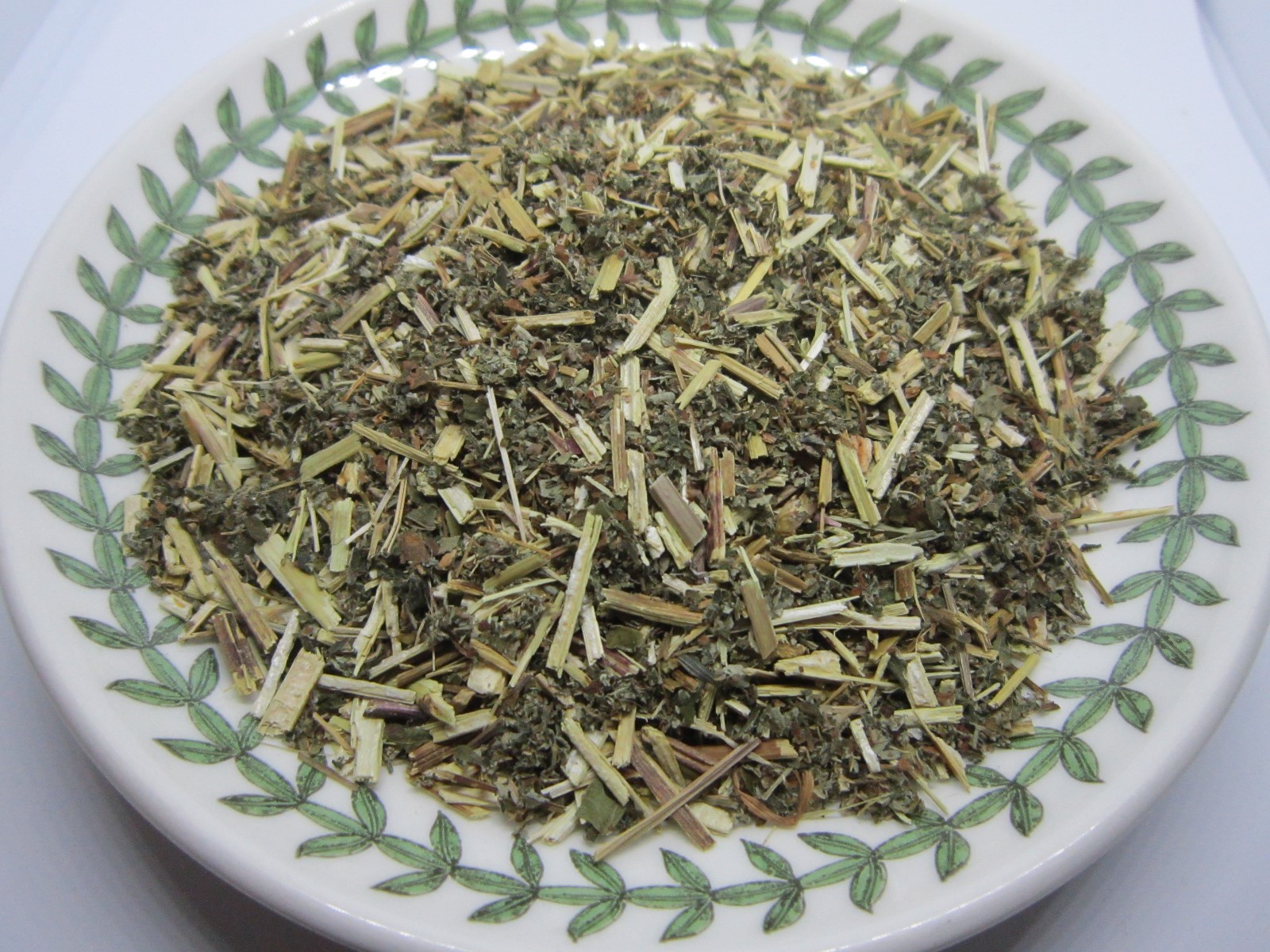 Cleaver herb – Galium aparine Dried Leaf C/S from 100% Nature