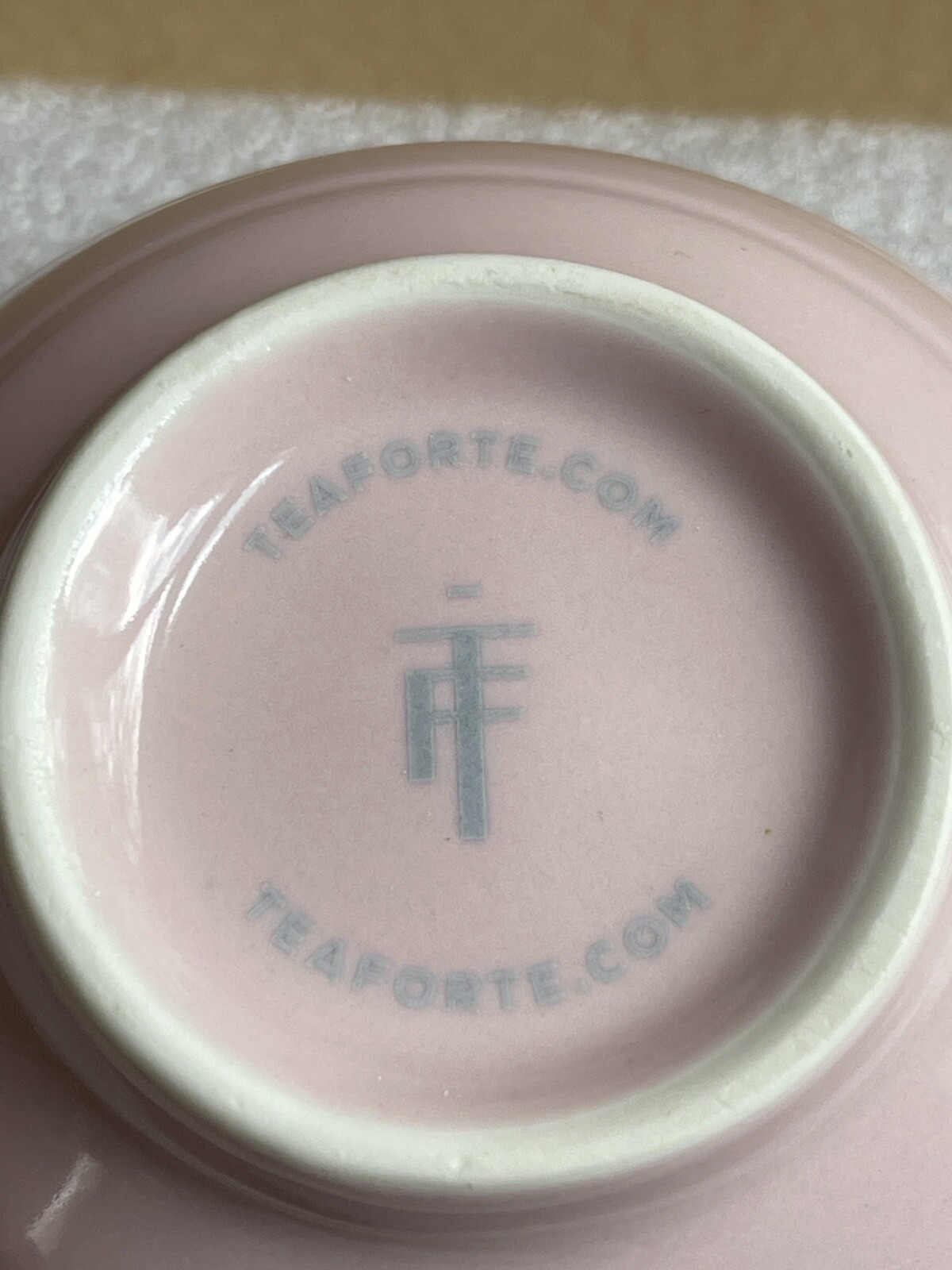 Tea Forte Jardin Gift Set with Pink Cafe Cup Tea Tray and 10 Handcrafted Pyra…