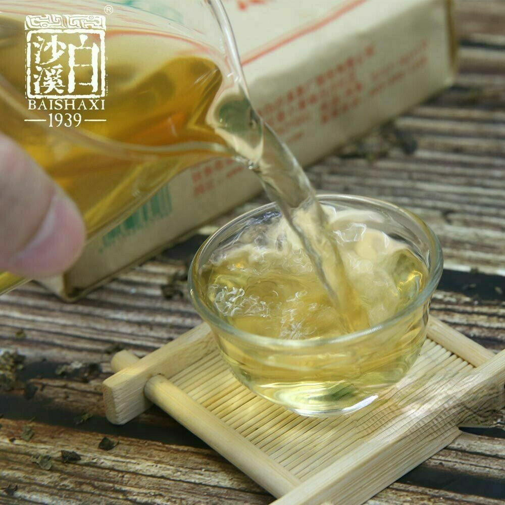 300g Anhua Fu Brick Dark Tea Golden Flower Herbal Energy Tea for Men Women