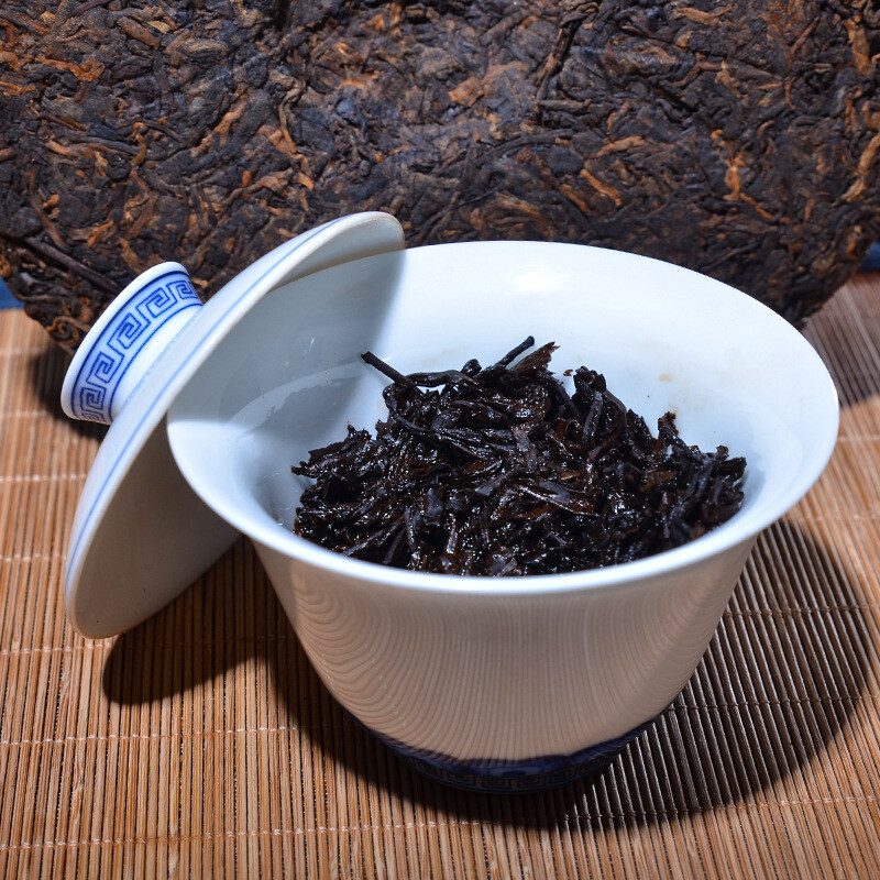 Pu-erh Tea Ripe Puerh Banzhang Yunnan Natural 357g Cake