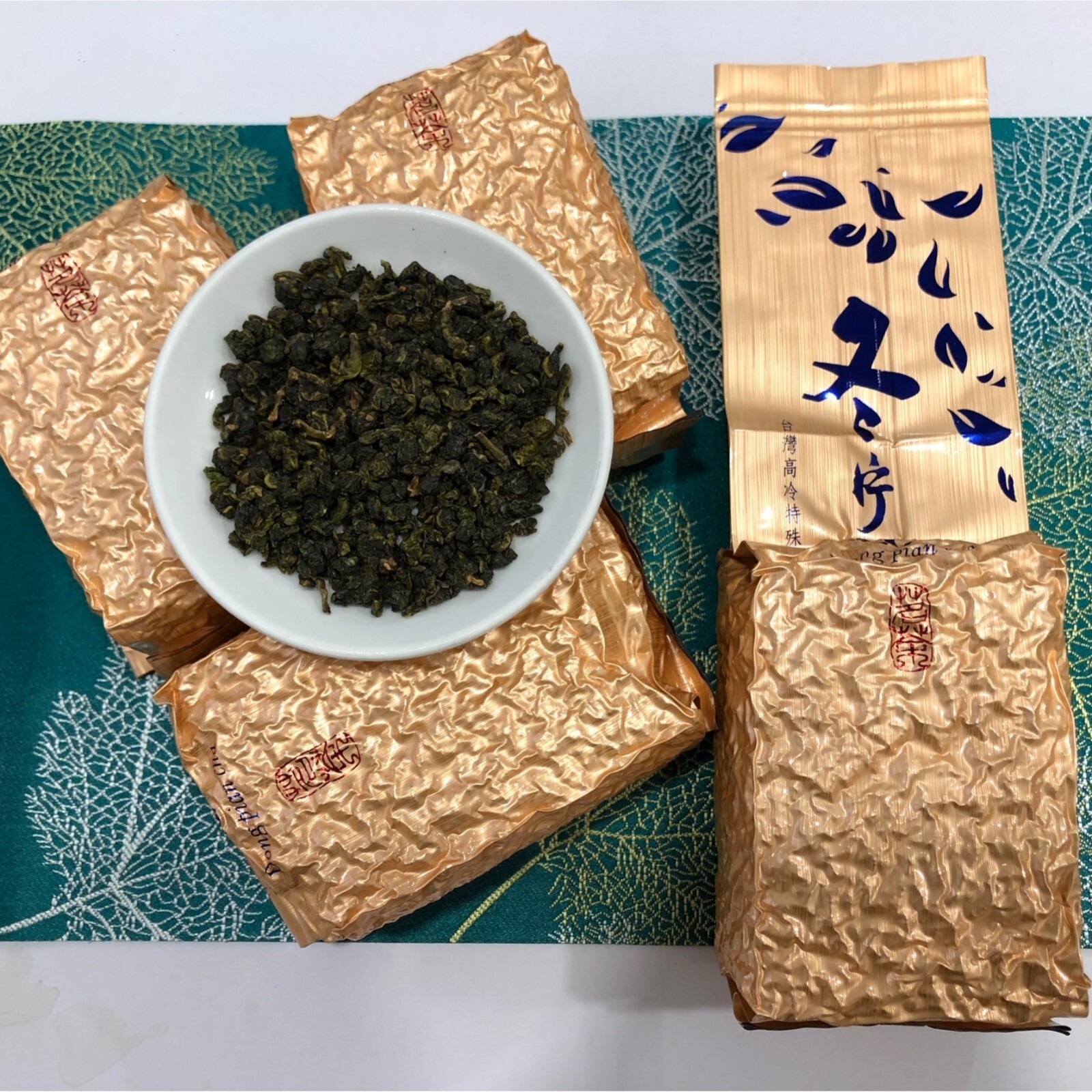 Taiwan unique tea,Four Seasons Spring Winter Film Oolong,150g*4