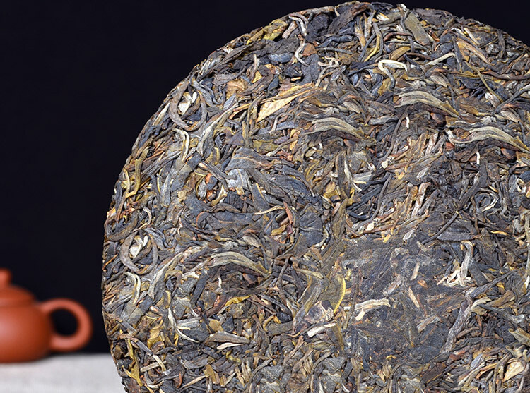 2014 Yunnan Mengku YUE CHEN YUE XIANG QI ZI Puer Raw Tea Pu Er Green Cake 357g