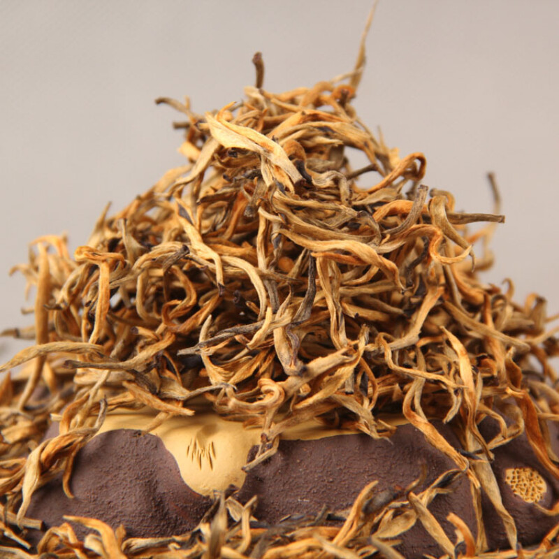 Dian Hong Black Tea Yunnan Gold Wire Spring Bud Tea Premium Loose Leaf Healthy