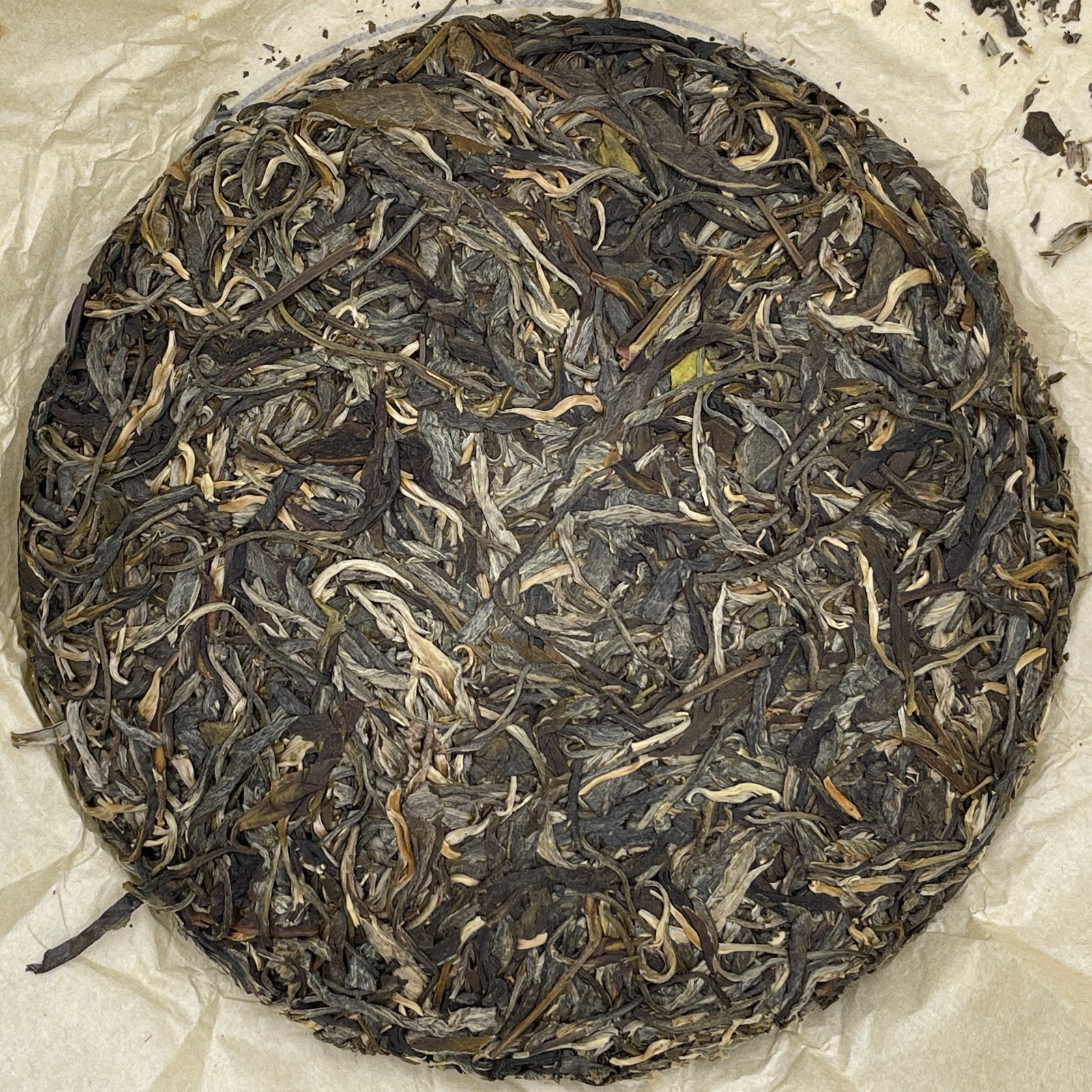 Pu-Erh tea 2021 SHENG JIA YUAN Eighteen Villages of Mengku – Nasai 357g Raw