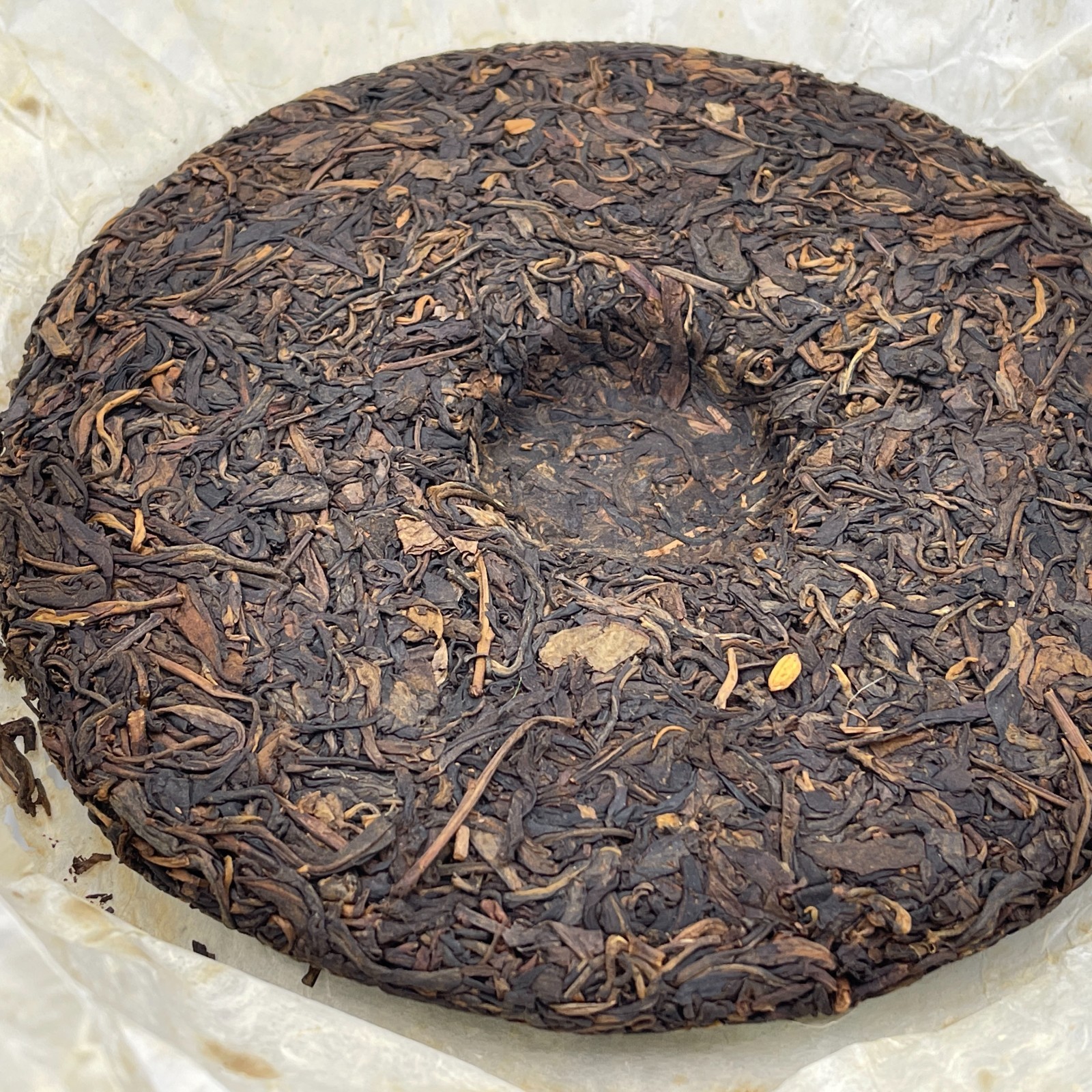 2006 Custom Tea Brown Mountain 8021 Ancient Tree Raw Pu-erh Tea Cake, 380g