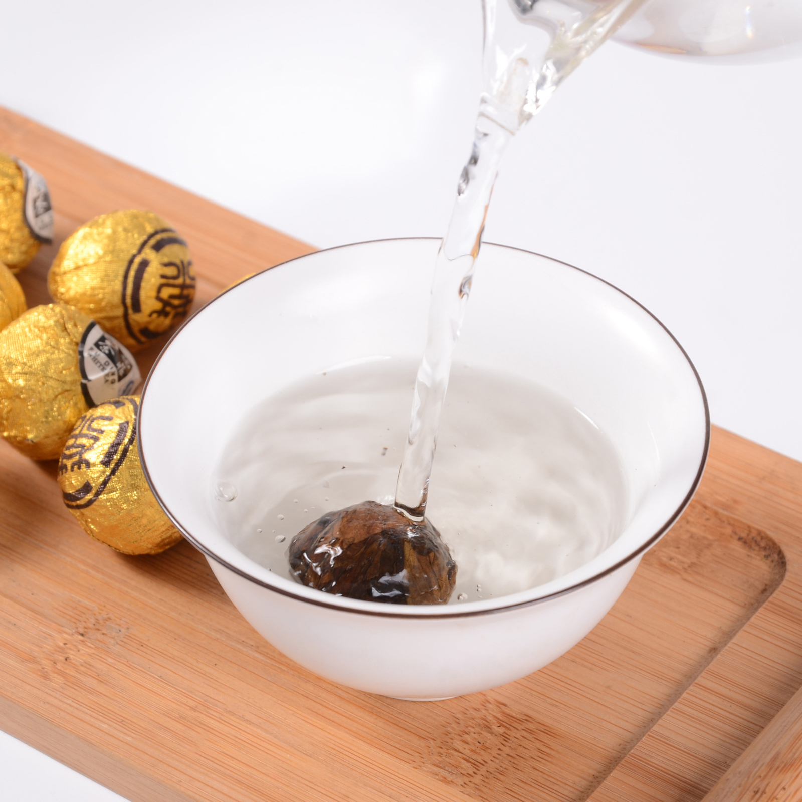 Organic Handmade Ball-shaped Aged Shou Mei Longevity Eyebrow White Tea Balls