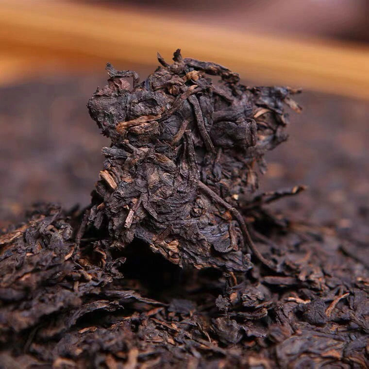 2007 MENGKU Gong Ting Pu-erh Tea Cake Palace Pu’er Ripe Puer Tea 400g Cooked