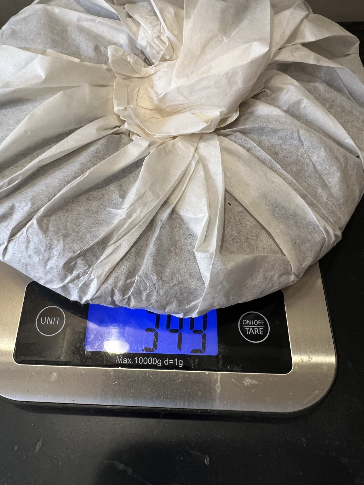 350g Chinese Pu’er Tea Cake 云南普洱茶饼 Old Stock 1990s
