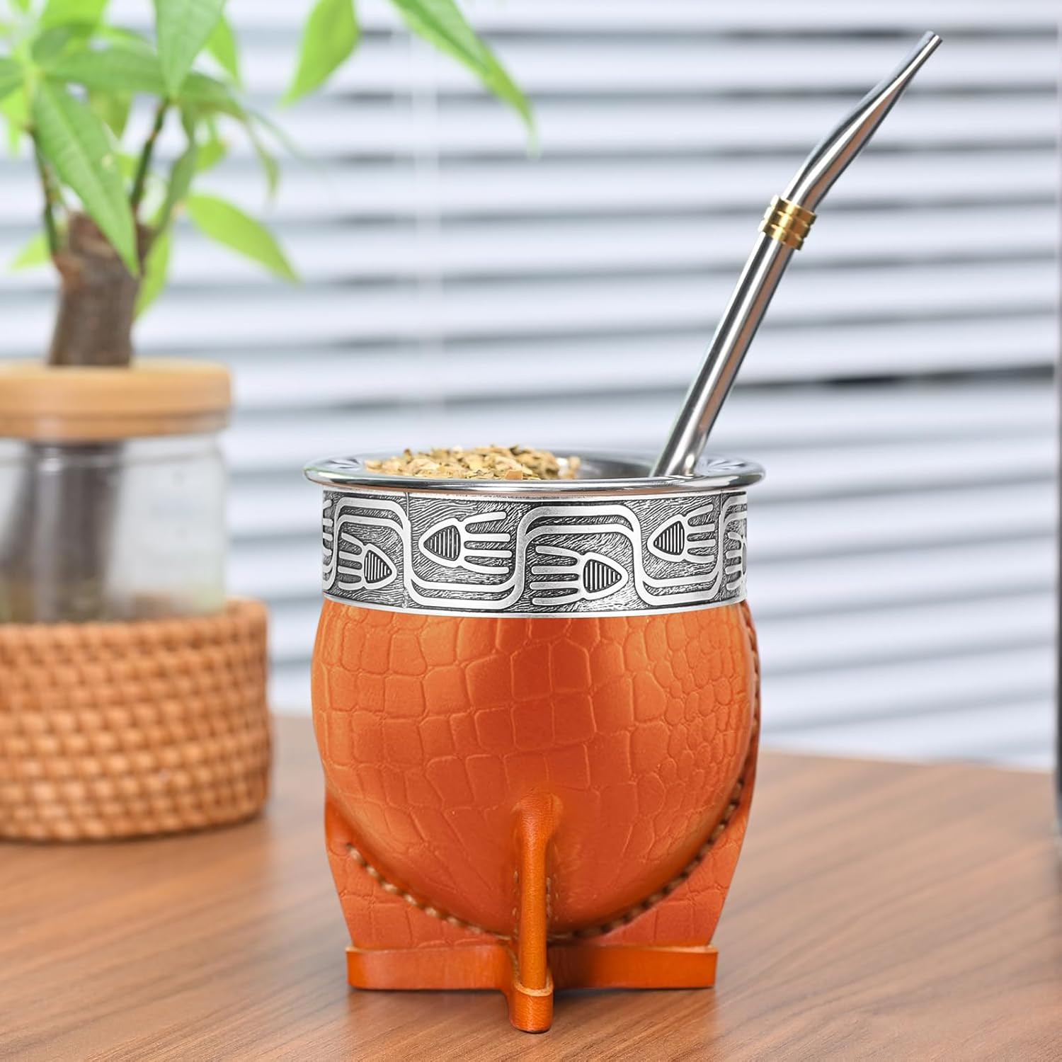 Imperial Mate Gourd Set with Bombilla, Straw & Brush – Fish Style Yellow Brown