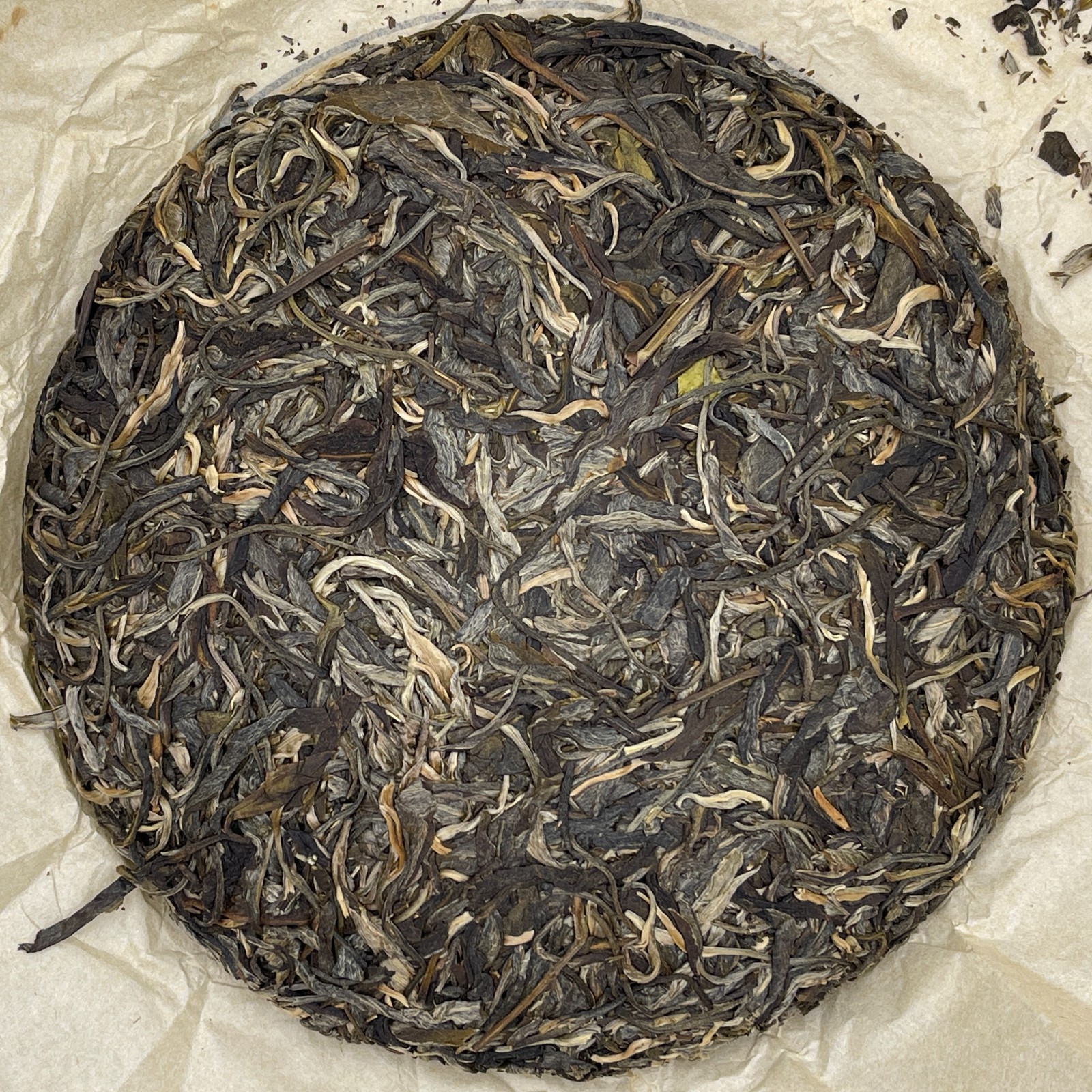 Pu-Erh tea 2021 SHENG JIA YUAN Eighteen Villages of Mengku – Nasai 357g Raw