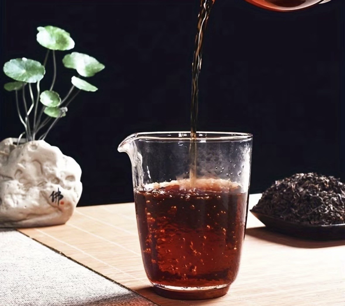 Lao Ban Zhang (老班章) Pu-erh Compressed Tea Cake Brick 357g Chinese Tea