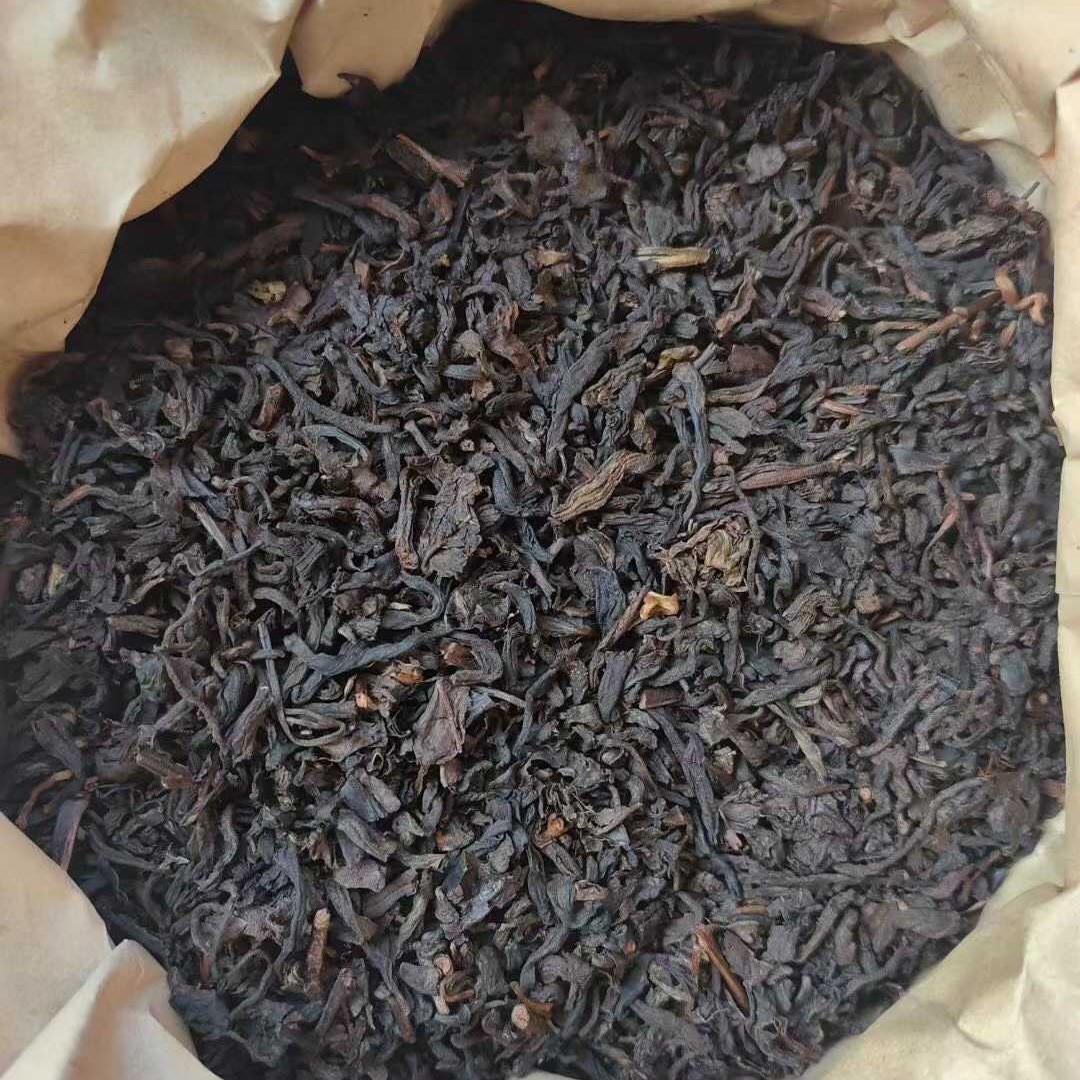 1980s Shenchang Zhan Jin Qian Mark Liu Bao Tea, 800g Basket