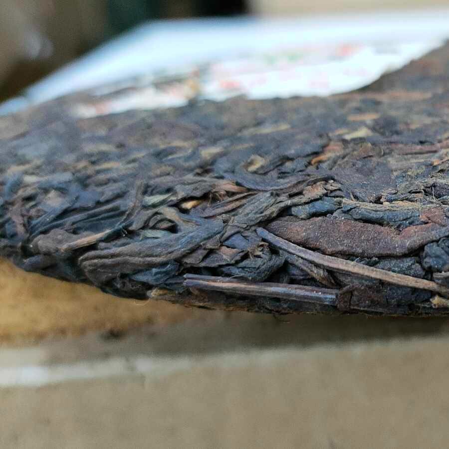 Late 1990s,Hong Kong customization Yunnan Qizi Cake Tea Water Blue Seal,357g,Raw