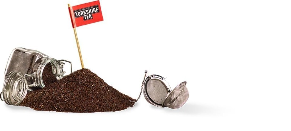 Caffeinated Yorkshire Red Loose Leaf Tea – 8.8 Ounces for Hot or Iced Enjoyment