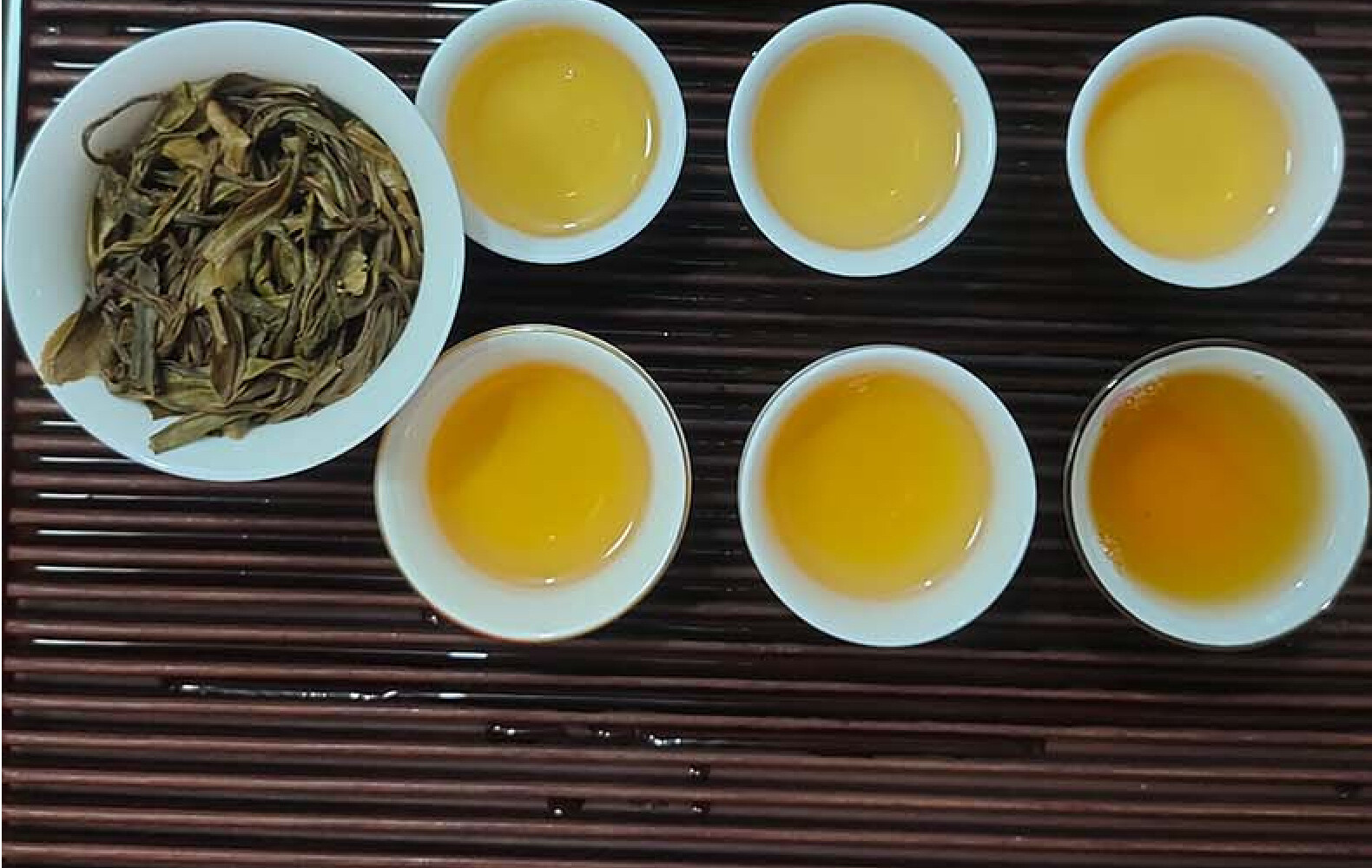 Pu-erh Tea Yibang Cat’s Ear Raw Natural Premium Yunnan 357g Cake