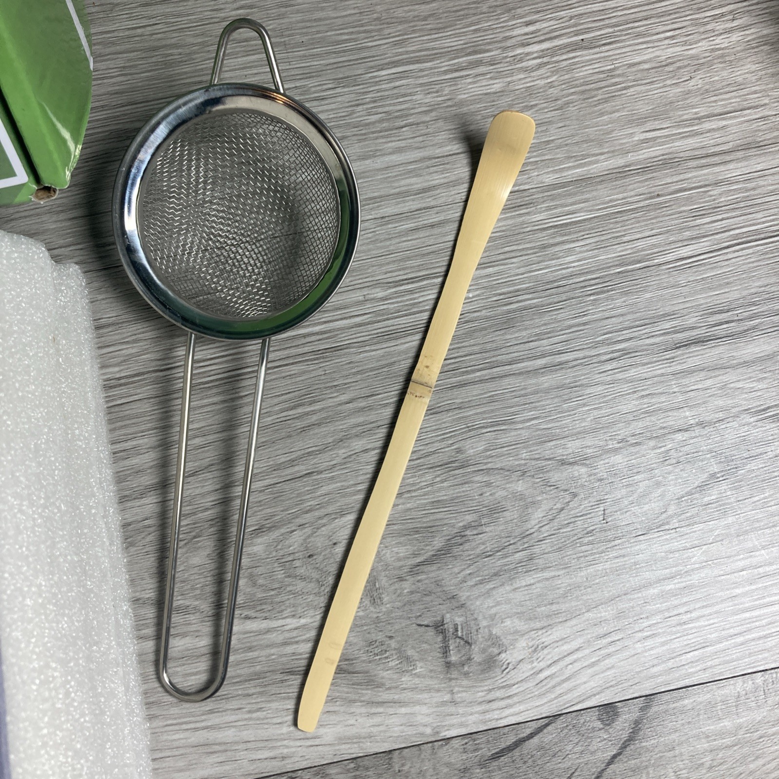 Matcha Whisk Set Gift Box – Matcha Set with Holder Spoon and Bowl, 6 Pcs Kit