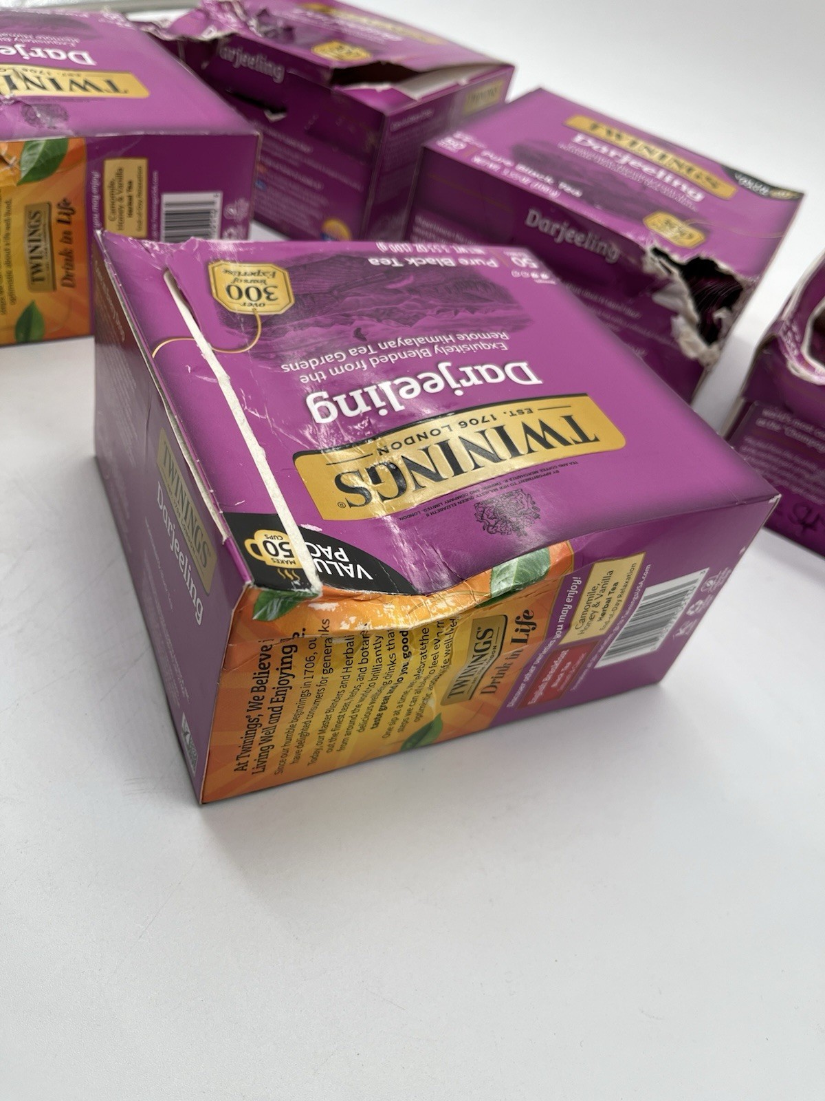 Twinings Darjeeling Tea 250 Bags 5x50ct Box Damage