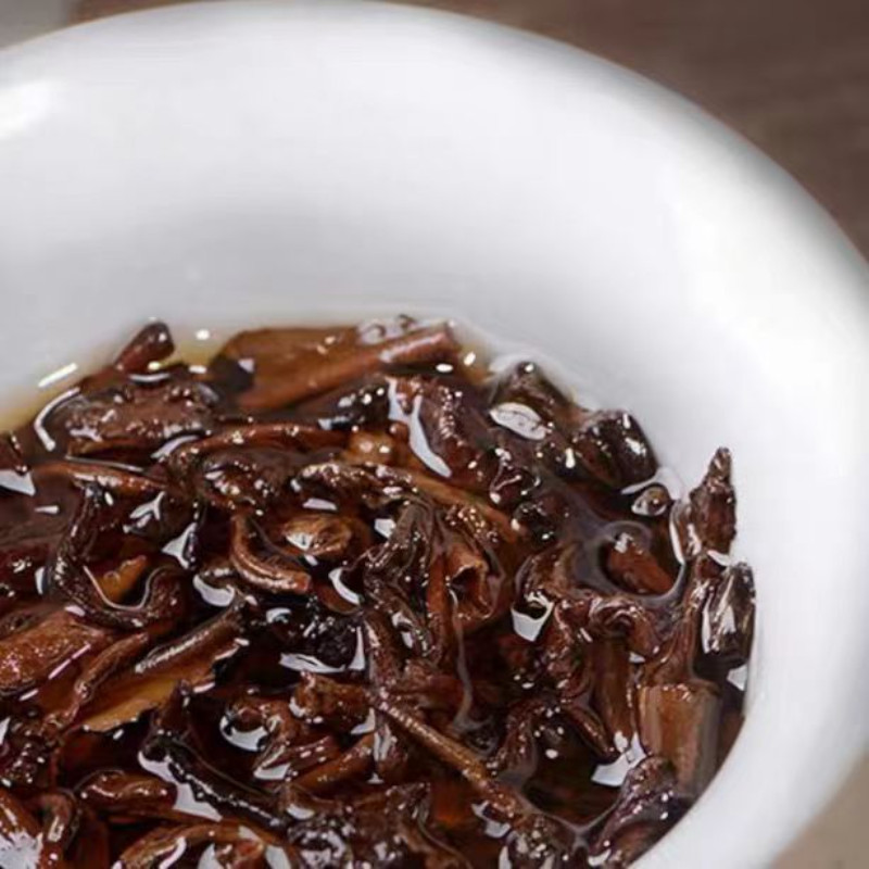 2005 Yunnan Raw Puerh Tea Song Pin Hao Yiwu Aged Pu-erh Old Pu’er Green Tea 357g