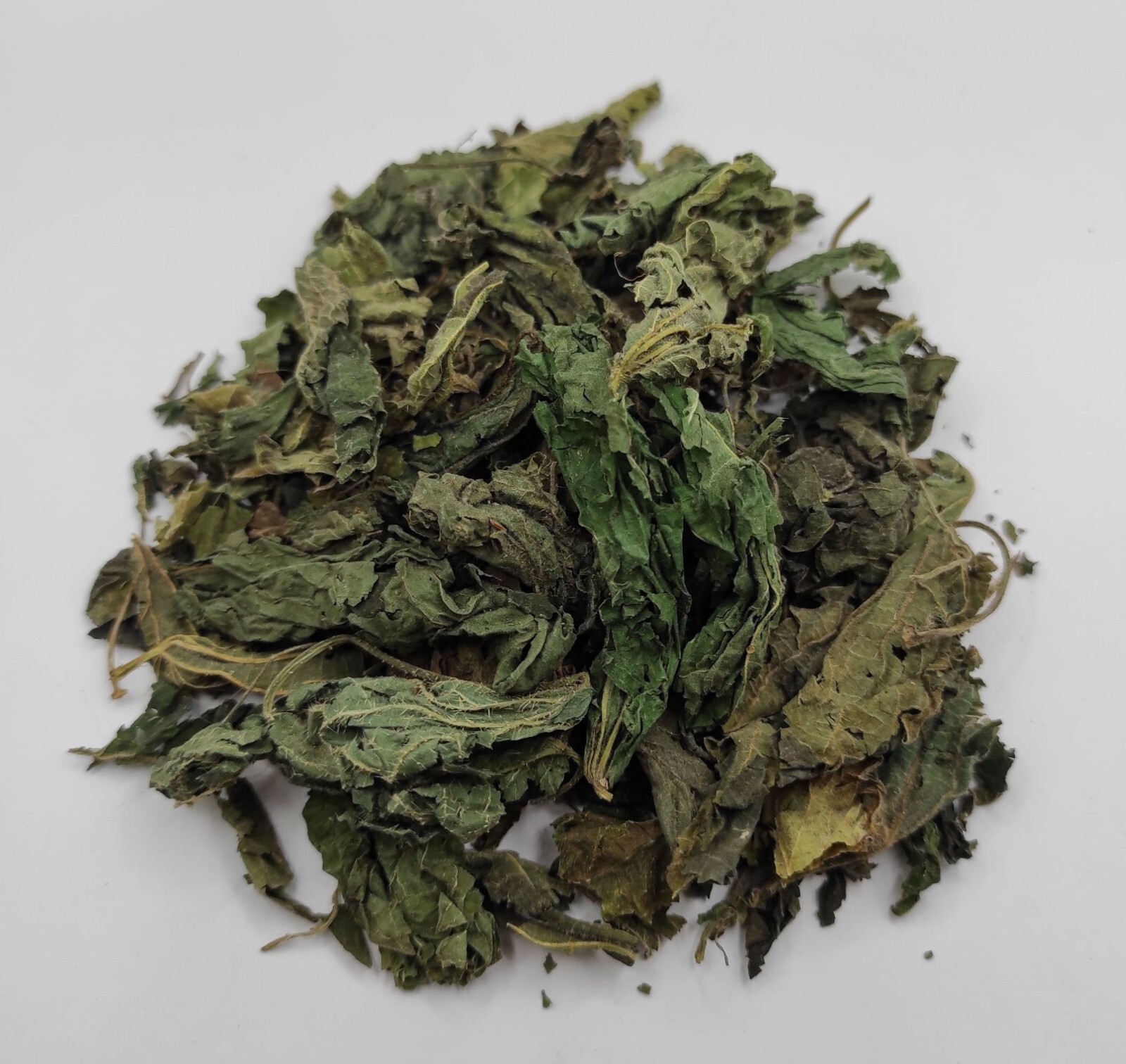 Wild Dried Nettle Whole Leaves 85g – 1,95Kg Harvest June 2024