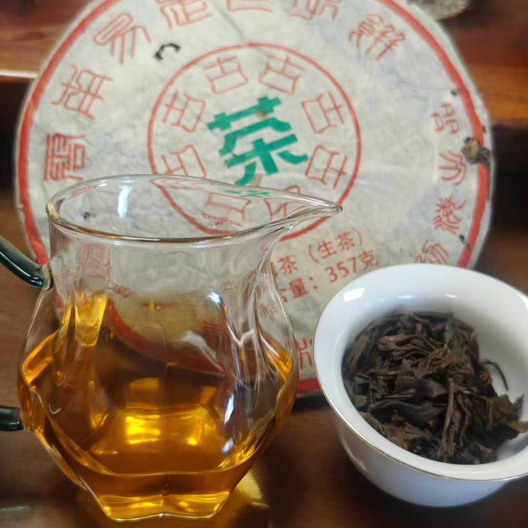 2003 Vintage Material Yiwu Ancient Tree Raw Pu-erh Tea Cake 357g – 2012Y