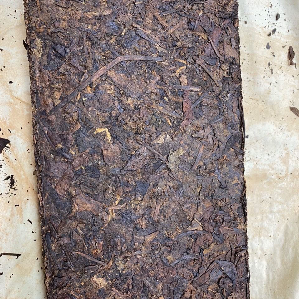 1968 Yunnan Pu’er Raw Tea Brick Yiwu Old Pu-erh Brick Tea Aged Puerh Tea 1000g