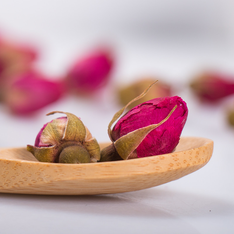 Red Rose Bud Tea Dried Floral Herbal Tea Chinese Blooming Flower Tea Premium