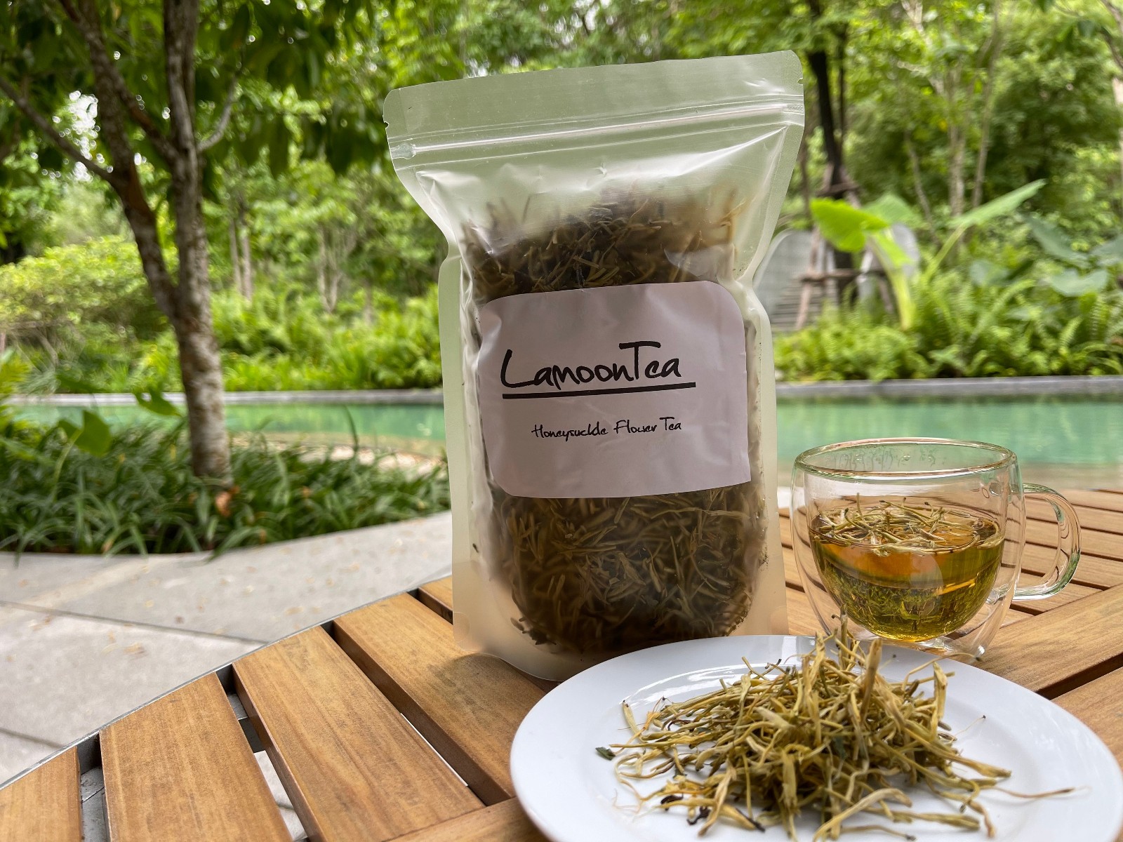 HoneySuckle Flower Dried Herb Herbal Powder Tea Stamen Pollen | LAMOON TEA