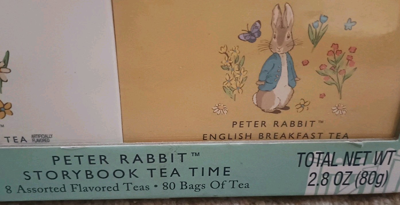 BEATRIX POTTER Peter Rabbit Tea time set 80 bags 8 flavors w etched bunny spoon