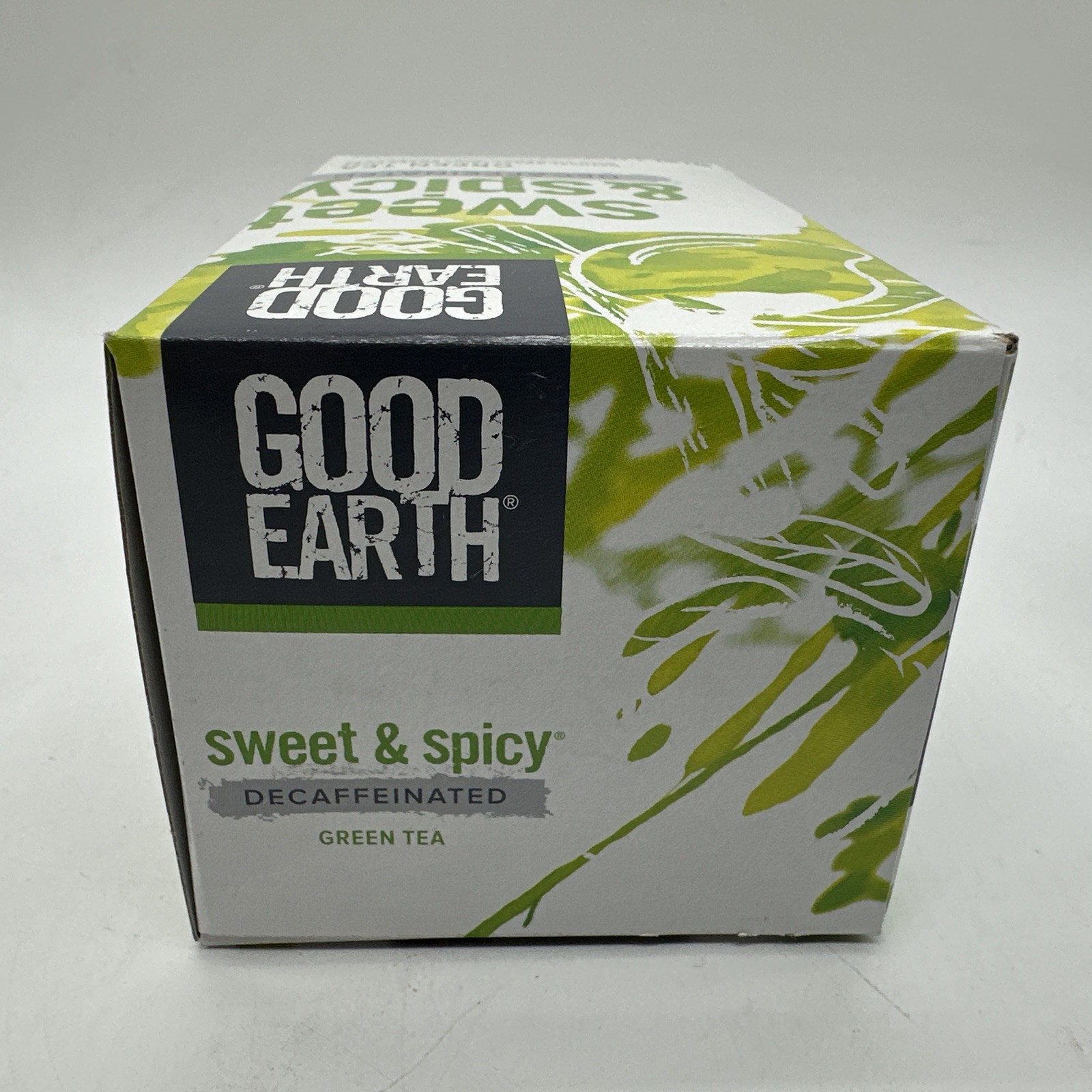 Good Earth Sweet & Spicy Decaffeinated Green Tea 18 Bags BB 2020 Discontinued