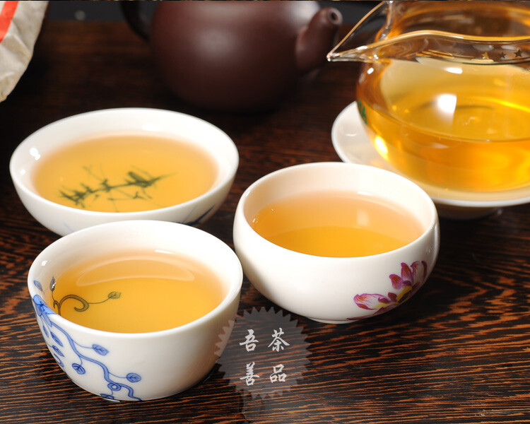 2012 Spring Yi Wu Mountain Old Wild Tree Pu-erh Pu Er Pu’er Tea Raw Sheng 357g