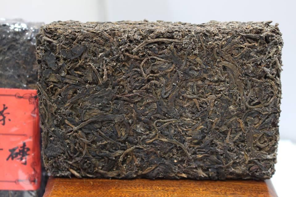 1980’s Longzhu Pu-erh Sheng (Raw) Zuncha Brick 220g