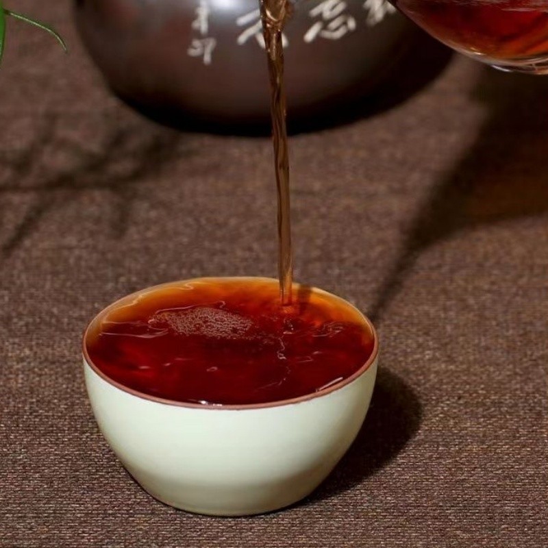 1500g Guangxi Liubao Tea Black Dark Tea Wuzhou Liubao Tea 2015 Basket Packed
