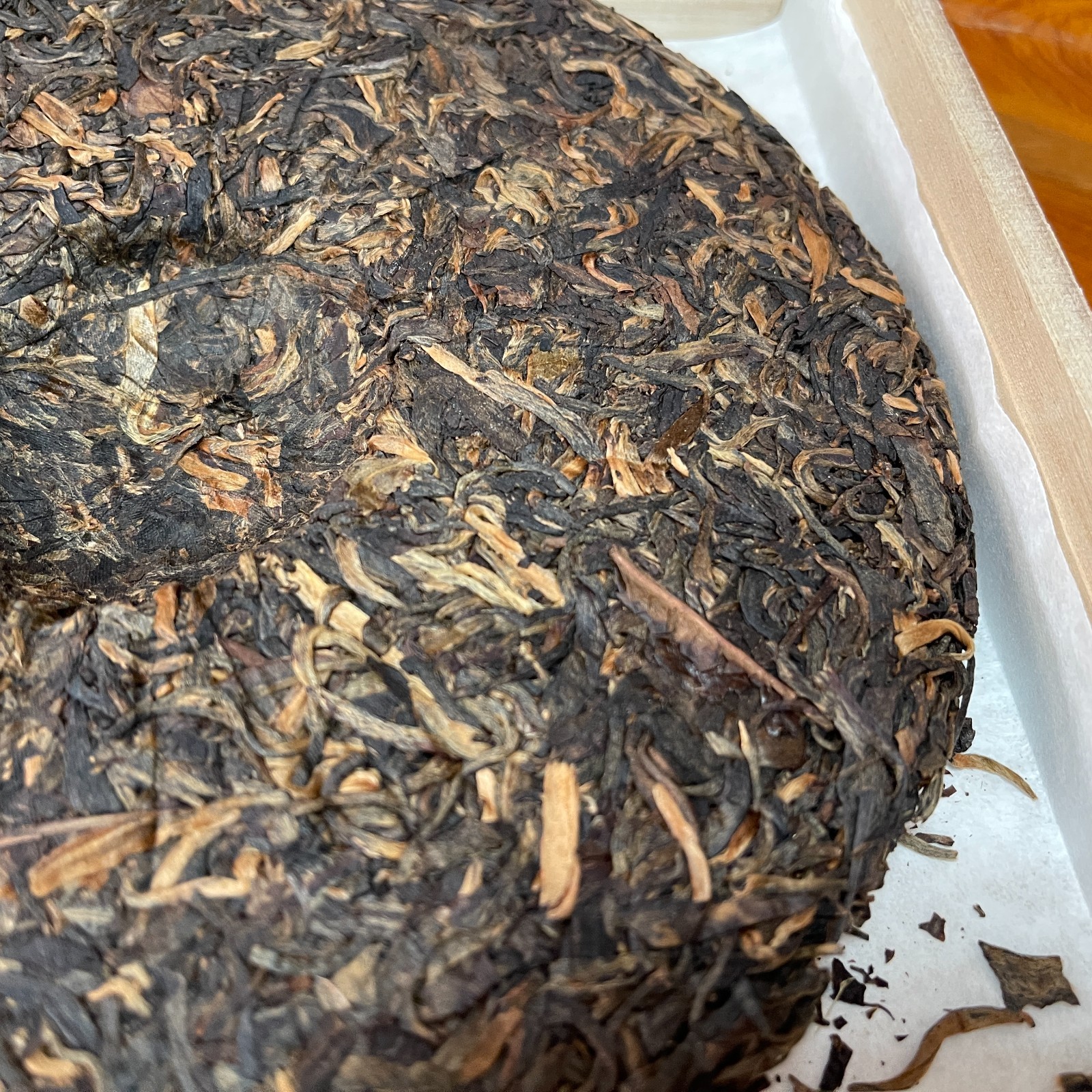 2012 Guoyan Banzhang Laozhai Ancient Tree Raw Pu-erh Tea 400g