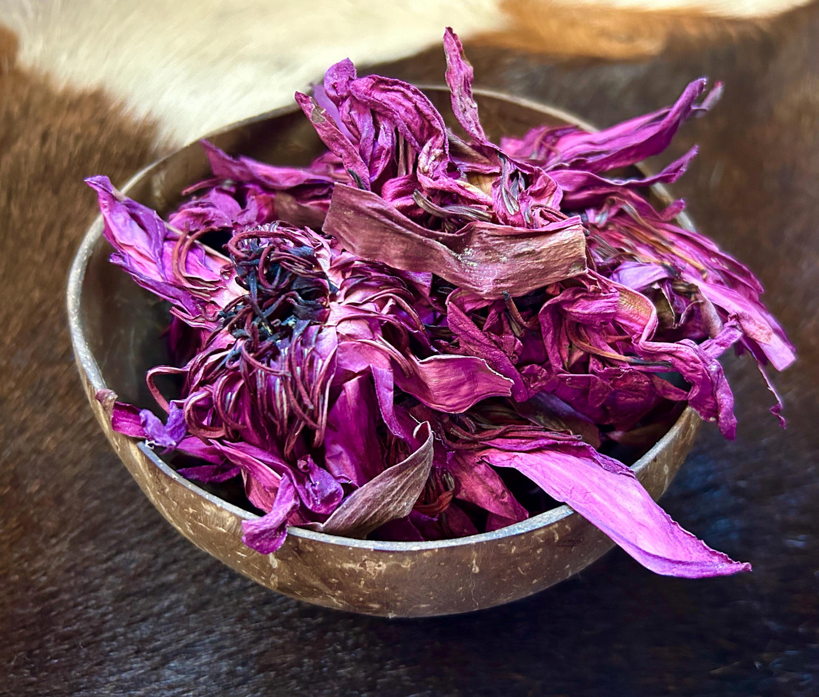 25g Dried Red Lotus Flowers 100% Organic Nymphaea Rubra Flowers