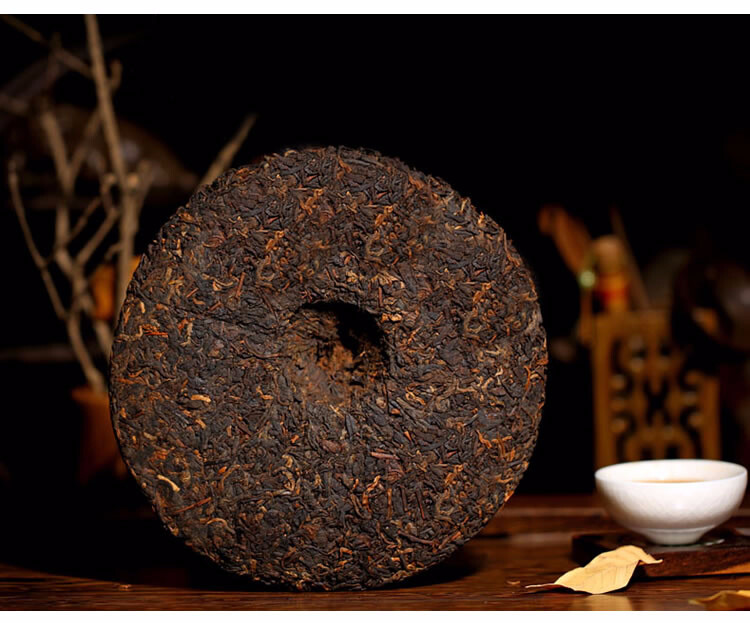 2009 Heaven Earth Menghai Royal Golden Buds Ripe Pu-erh Old Arbor King Tea 357g