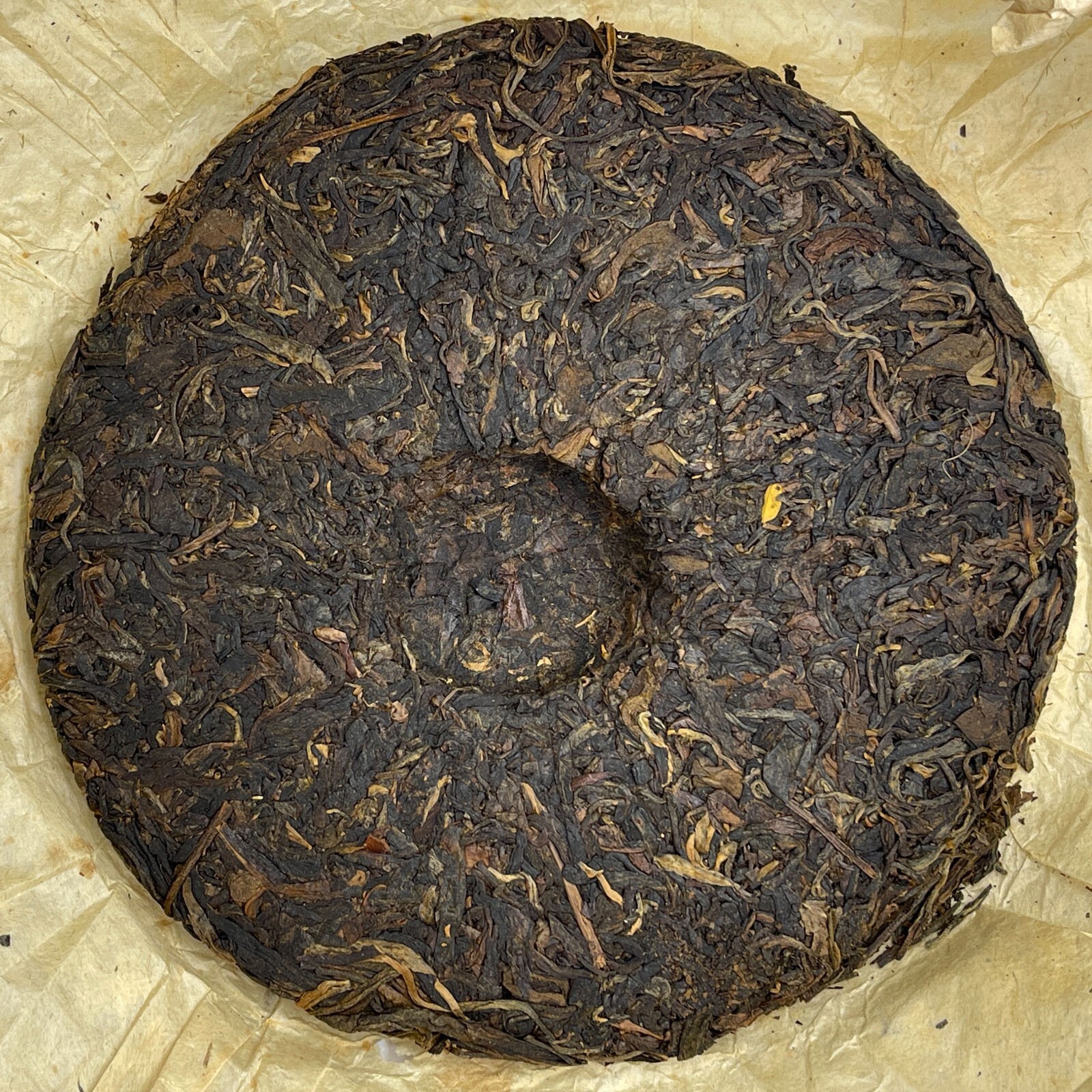 Hong Kong Warehouse Customized Tea,2005,黃大順Huang Dashun,357g,Raw
