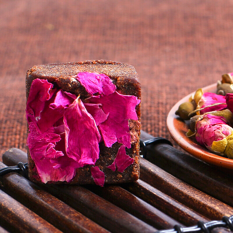 320g Yunnan Rose Buds Chinese Dates Ginger & Brown Sugar Assorted Herbal Tea