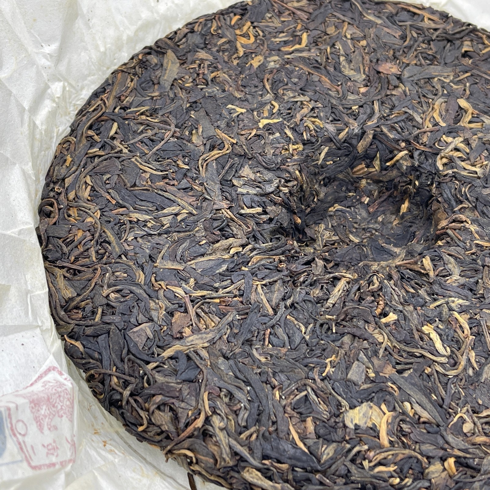 Yiwuzhengshan Raw Pu-erh Tea Cake, “Cheng Yun” Series by Yuanyuantang, 375g