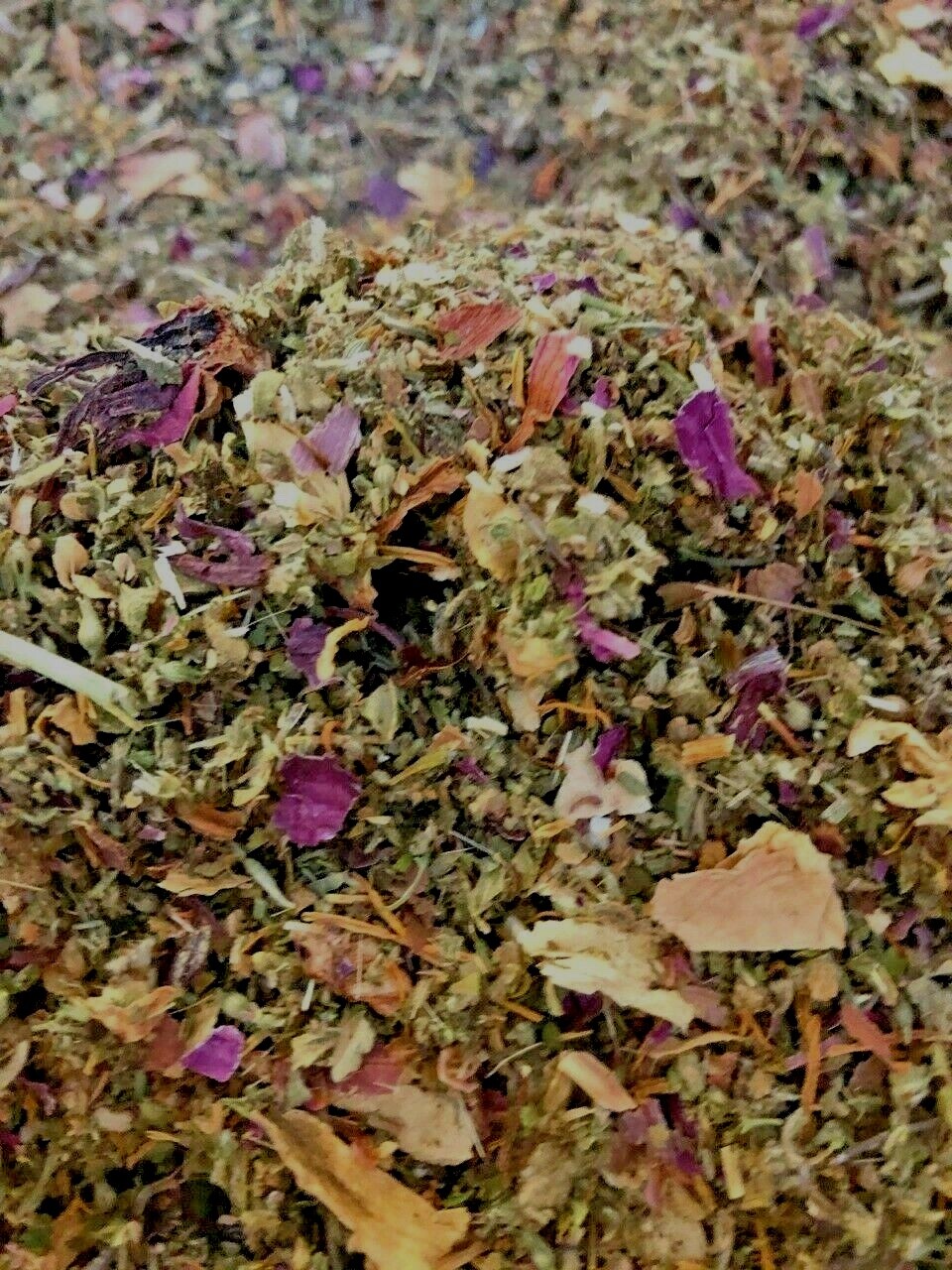 No.3 Mix – Lotus Damiana Leaf 5 Finger Grass +Plus other Herbs! – 1 2 4 8 oz