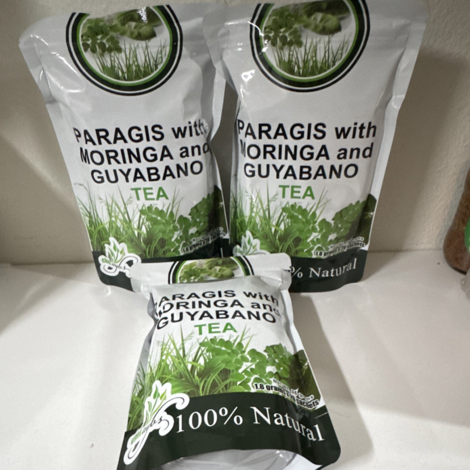 Chef Ayub’s Paragis Moringa Guyabano Herbal Tea 100% Natural Bagged Infusion