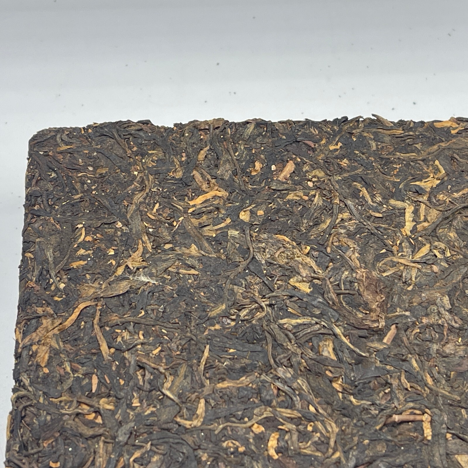 Pu-Erh tea,2000,Xishuangbanna, Yunnan Wild Ancient Tree Tea Brick,1000g,Raw