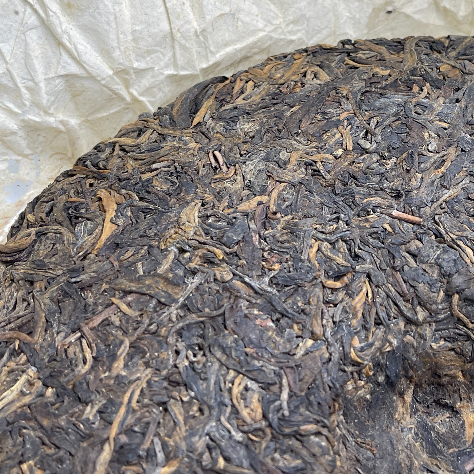 Hong Kong Warehouse Customized Tea,1999,福海青餅Fuhai Green Cake,357g,Raw