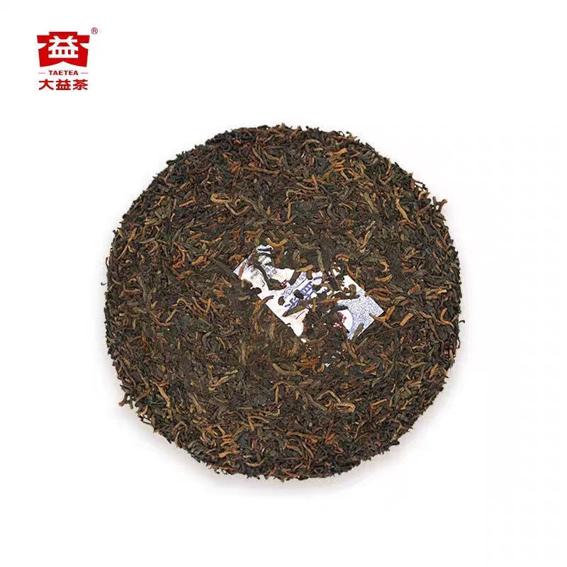 Chinese tea Da Yi 2015 Royal Tribute Round Ripe Pu’er Tea Cake (200g)