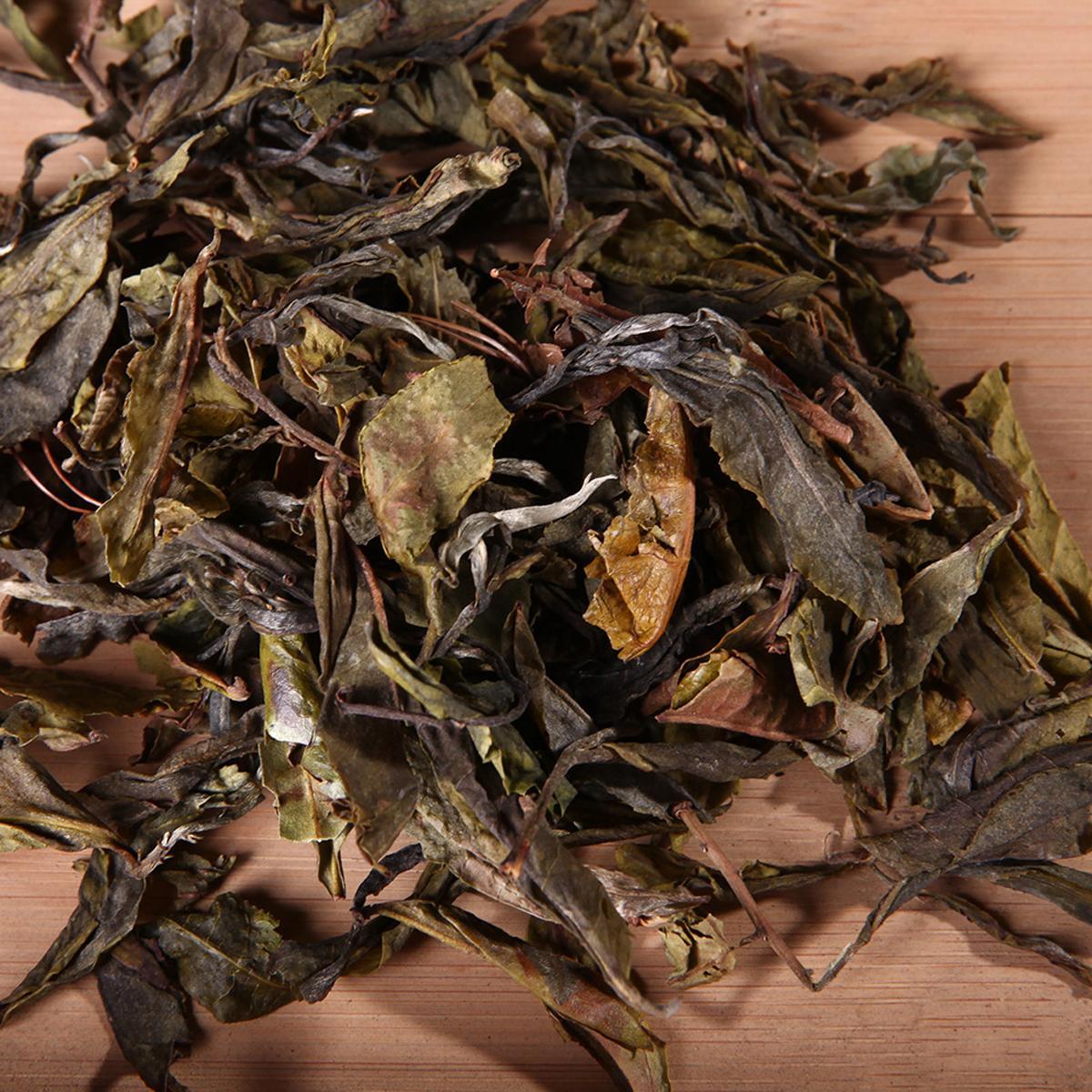 Puerh Tea Yunnan Raw Ancient Tree Gold Leaf Natural Healthy 357g Cake